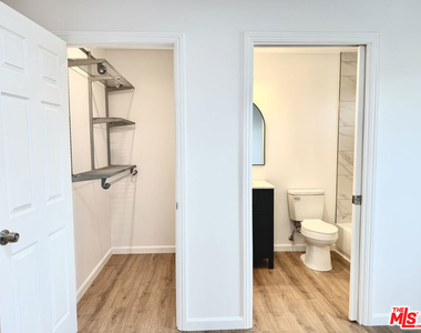384 Hargrave Street - Photo Thumbnail 23