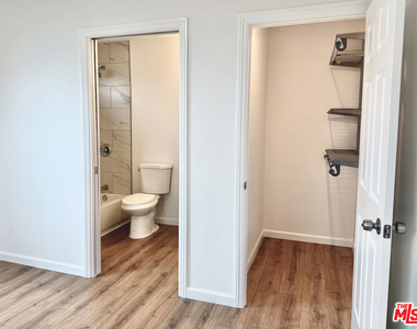384 Hargrave Street - Photo Thumbnail 18