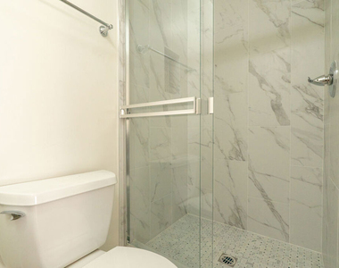 7548 W Hampton Avenue - Photo Thumbnail 19