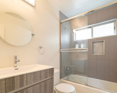 7548 W Hampton Avenue - Photo Thumbnail 48