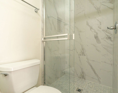 7548 W Hampton Avenue - Photo Thumbnail 45