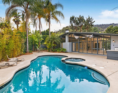 7560 Lolina Lane - Photo Thumbnail 8