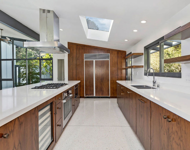7560 Lolina Lane - Photo Thumbnail 18