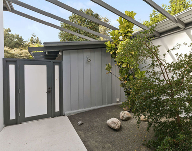 7560 Lolina Lane - Photo Thumbnail 4
