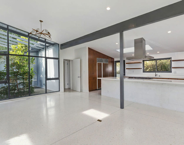 7560 Lolina Lane - Photo Thumbnail 13