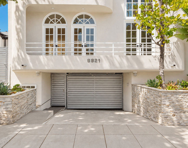 9921 Durant Drive - Photo Thumbnail 23