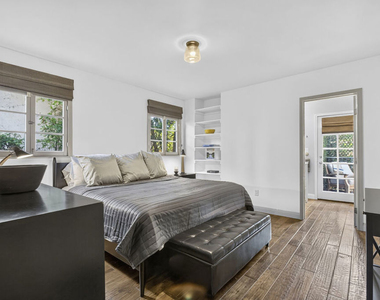 9002 Norma Place - Photo Thumbnail 22