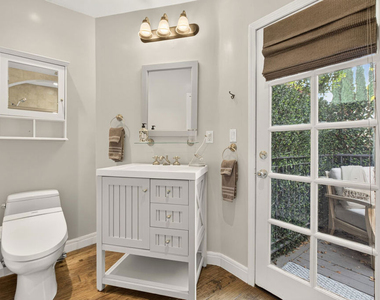 9002 Norma Place - Photo Thumbnail 25