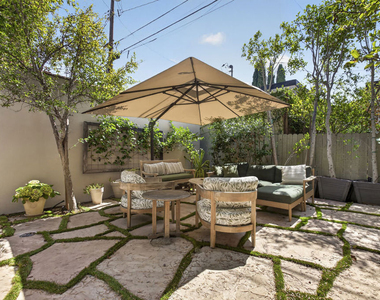 9002 Norma Place - Photo Thumbnail 20