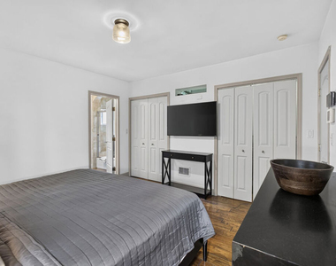 9002 Norma Place - Photo Thumbnail 24