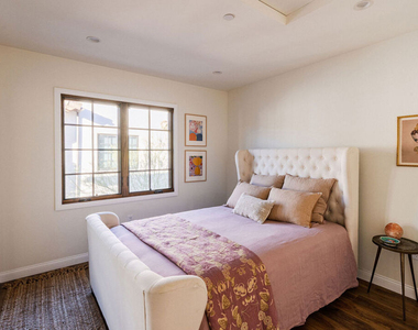 388 S Los Robles Avenue - Photo Thumbnail 19