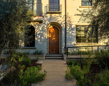 388 S Los Robles Avenue - Photo Thumbnail 23