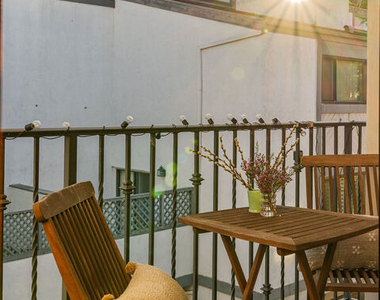 388 S Los Robles Avenue - Photo Thumbnail 8