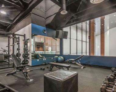 1100 Wilshire Boulevard - Photo Thumbnail 7