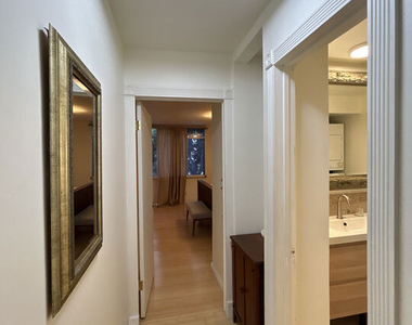 117 S Doheny Drive - Photo Thumbnail 8