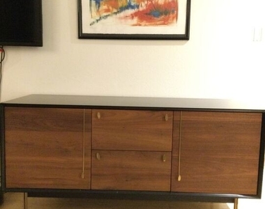 117 S Doheny Drive - Photo Thumbnail 6