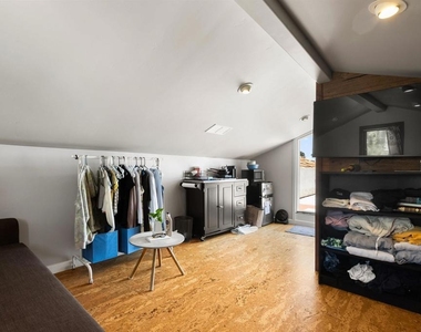 1834 Clove St - Photo Thumbnail 34