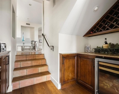 1834 Clove St - Photo Thumbnail 41