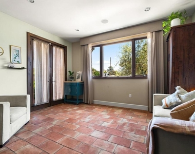 1834 Clove St - Photo Thumbnail 42