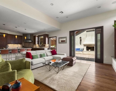 1834 Clove St - Photo Thumbnail 9