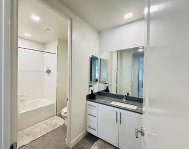 2420 Community Ln - Photo Thumbnail 10