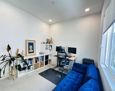 2420 Community Ln - Photo Thumbnail 8