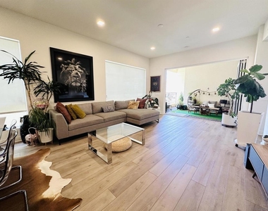 2420 Community Ln - Photo Thumbnail 1