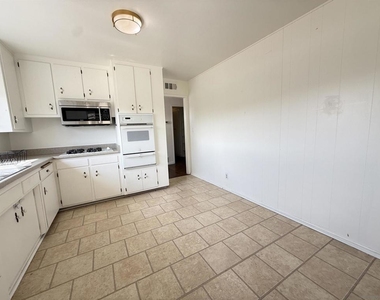1741 Lahoud - Photo Thumbnail 28