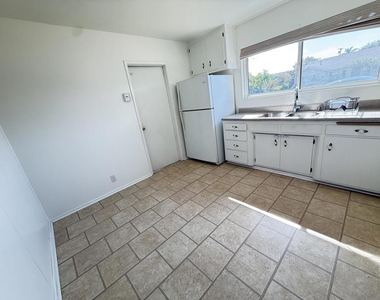1741 Lahoud - Photo Thumbnail 21