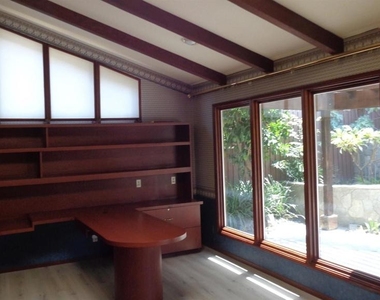 246 Eucalyptus Ct. - Photo Thumbnail 13