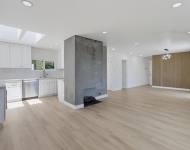 6201 Lorca Dr - Photo Thumbnail 1