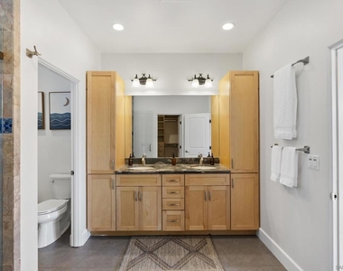 5622 Taft - Photo Thumbnail 27