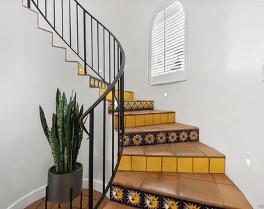 5622 Taft - Photo Thumbnail 23
