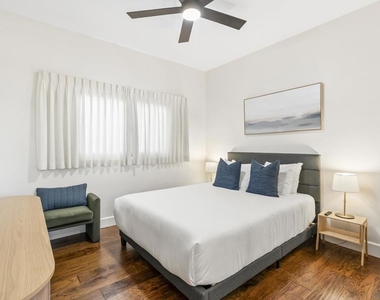 5622 Taft - Photo Thumbnail 21