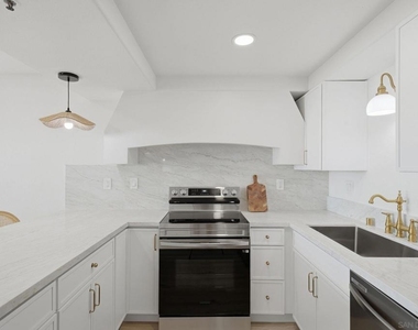714 Seacoast - Photo Thumbnail 15