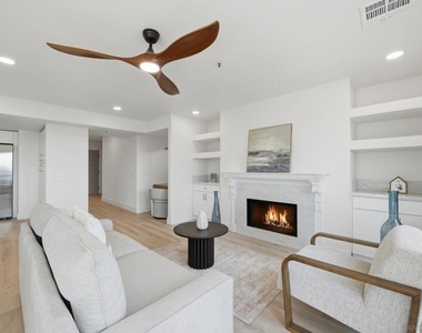 714 Seacoast - Photo Thumbnail 6