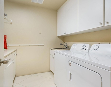 4 Dartmouth Drive - Photo Thumbnail 26