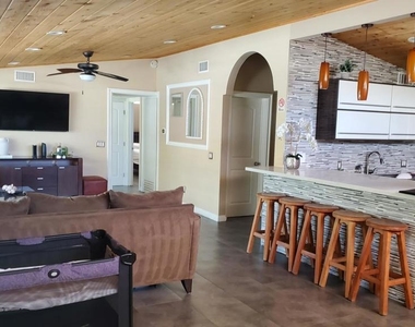 71567 Mirage Road - Photo Thumbnail 4