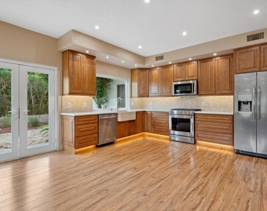 78880 Aurora Way - Photo Thumbnail 9