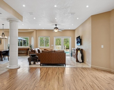 78880 Aurora Way - Photo Thumbnail 31