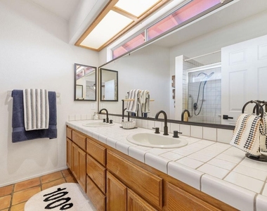 48638 Hepburn Drive - Photo Thumbnail 15
