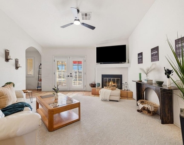 48638 Hepburn Drive - Photo Thumbnail 4