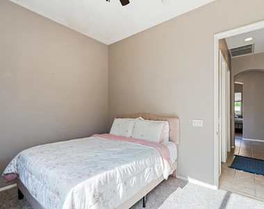 49418 Wayne Street - Photo Thumbnail 8