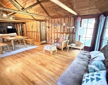 54270 S Circle Drive - Photo Thumbnail 3