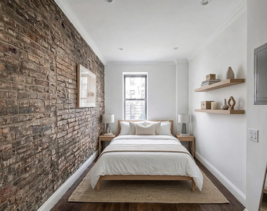 338 East 55th Street - Photo Thumbnail 3