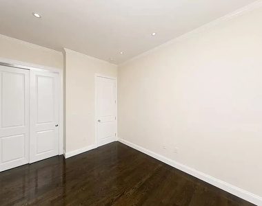 1377 Lexington Avenue - Photo Thumbnail 8