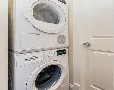 1377 Lexington Avenue - Photo Thumbnail 2