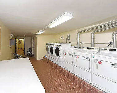342 East 55th Street - Photo Thumbnail 6