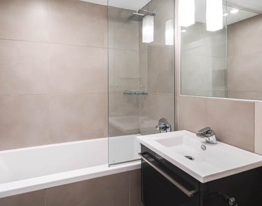 431 W 37th Street - Photo Thumbnail 11