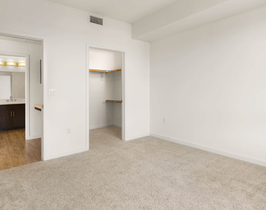 1333 Powell Street - Photo Thumbnail 47